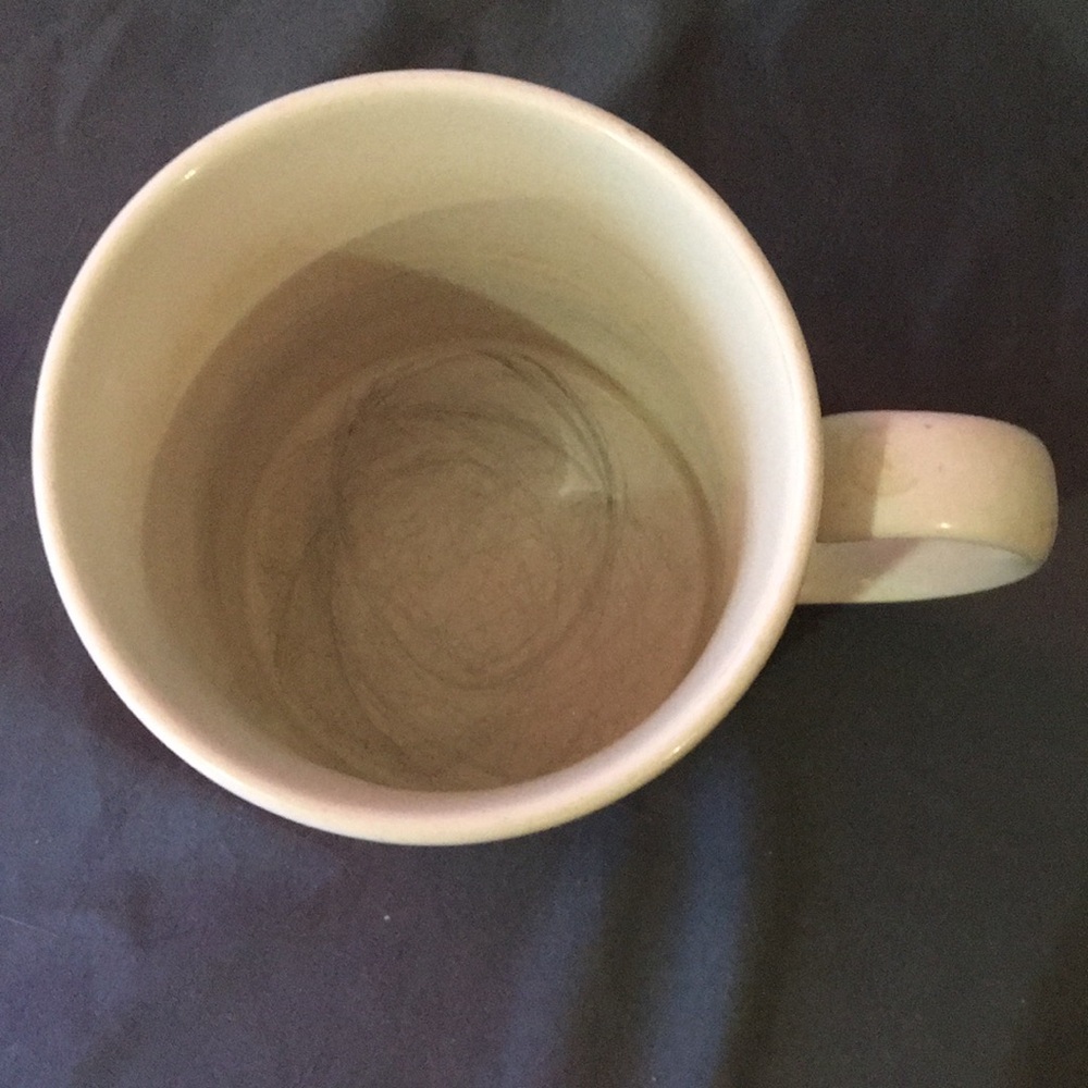 Disney Minnie Mouse Red Mug - Picture 4 of 4